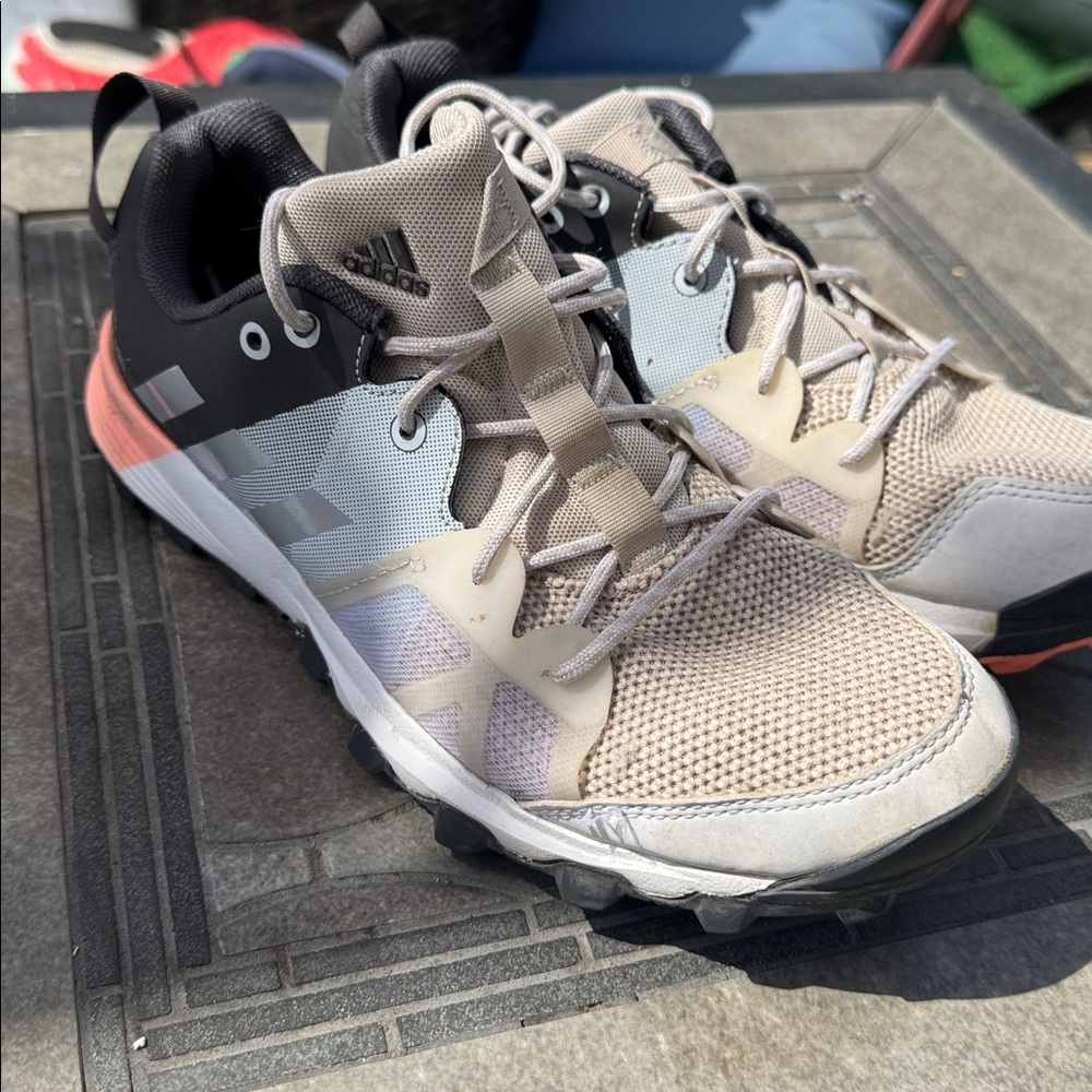 Adidas Kanadia Tr8 Hiking Trail Running Shoes - Picture 2 of 7
